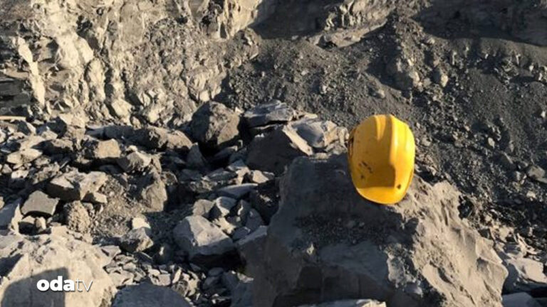 elazigda maden ocaginda gocuk isciye ulasilmaya calisiliyor zSJfUwSB