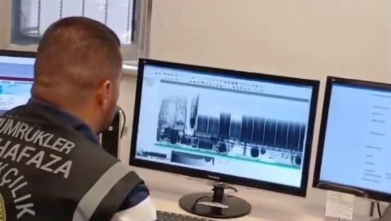 tirin yakit deposundan sivi metamfetamin cikti e4wapnKX