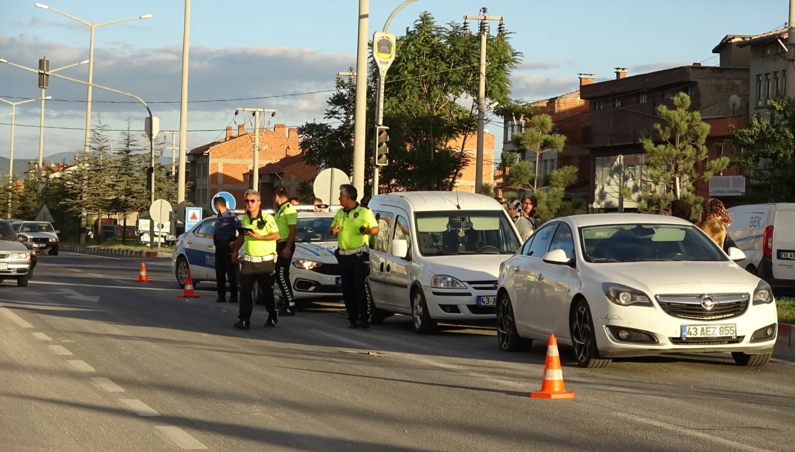 tavsanlida zincirleme kazasi Hxt4Cx63