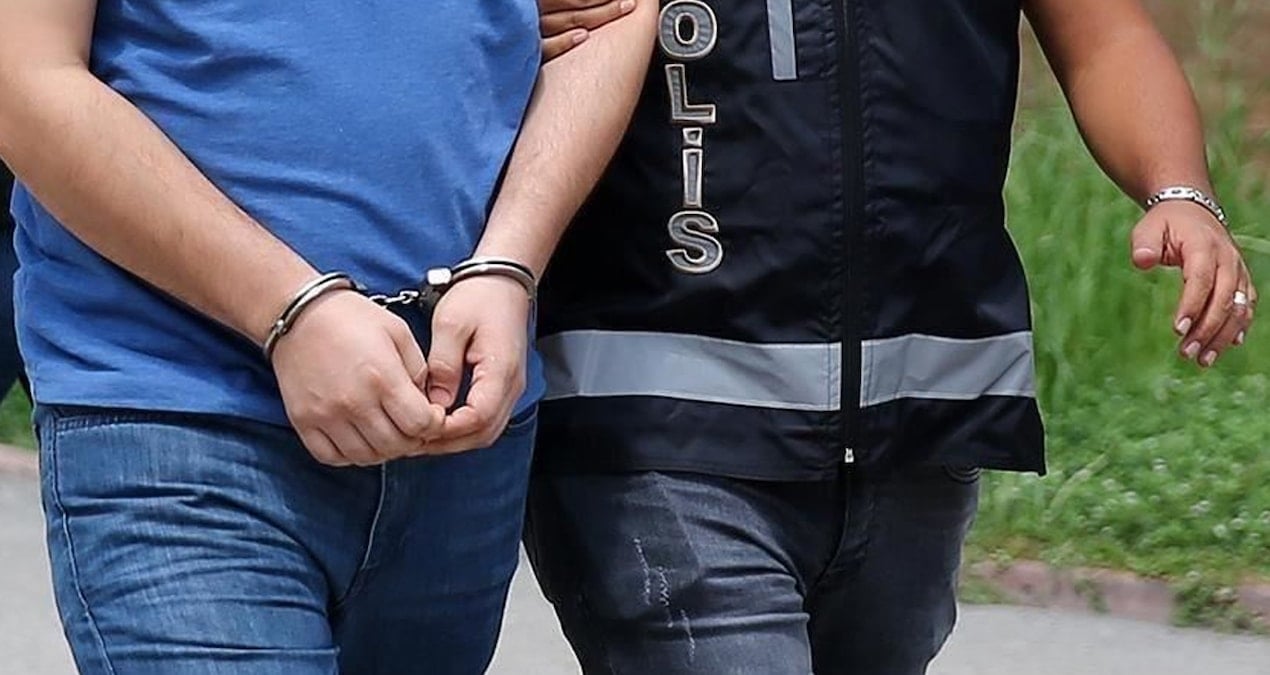 yurt disina kacmaya calisan 2 kisi yakalandi wz2uLgi5