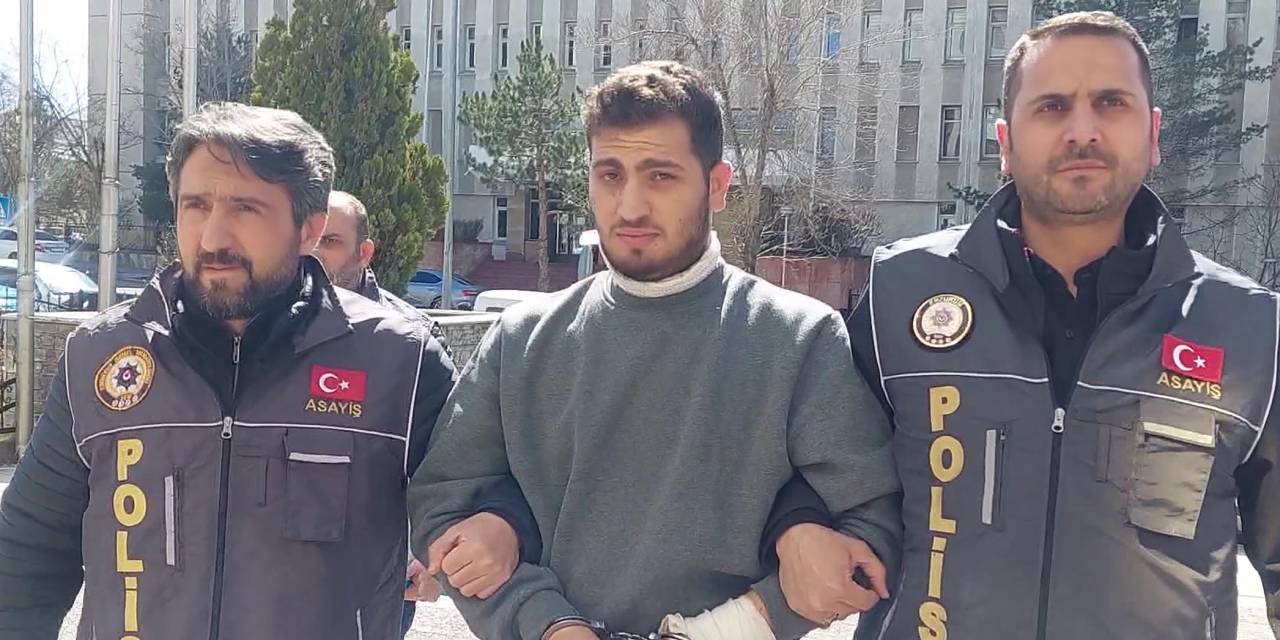 esini hastane bahcesinde bogarak olduren sanigin cezasi belli oldu SNT1ilpy.jpg