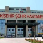 eskisehir-sehir-hastanesinde-sok-iddia-20-doktor-gozaltina-alindi-tZxe2OnK.jpg