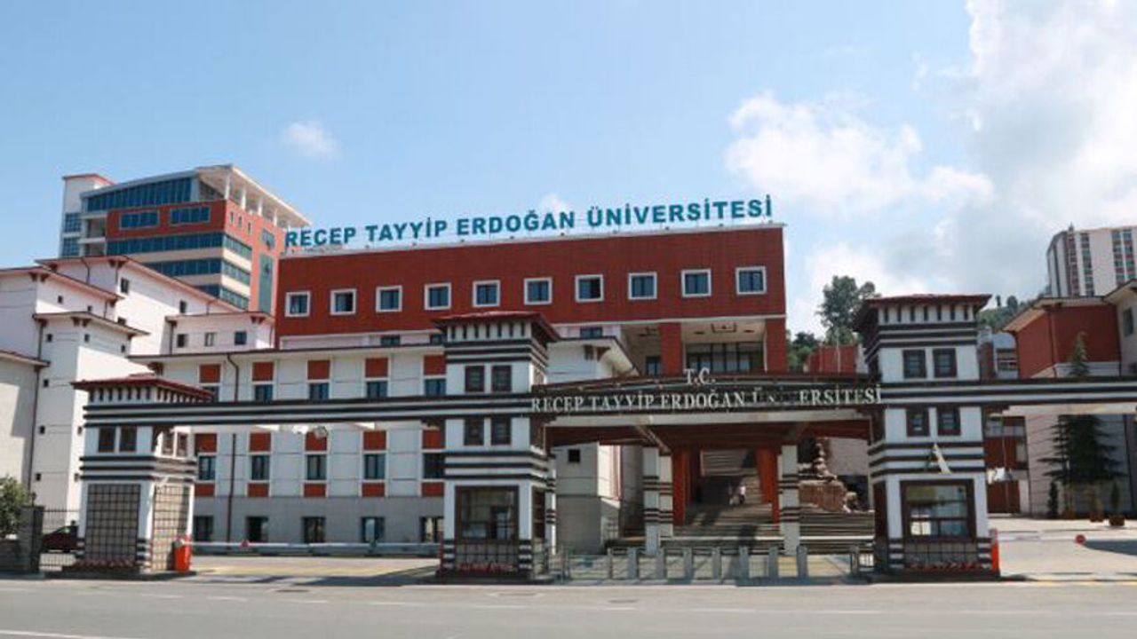 Eczacılık Fakültesi Kağıt Üzerinde: 3 Yıldır Maaş Ödeniyor