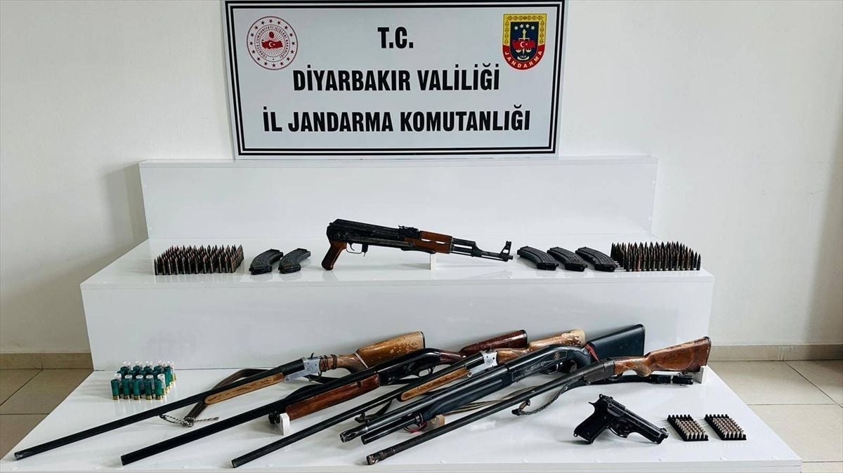 Diyarbakır’da Ruhsatsız Silah ve Mühimmat Operasyonu