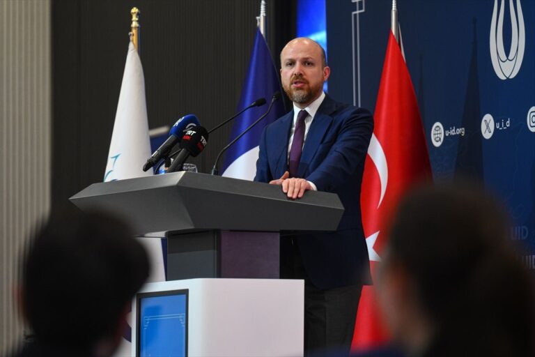 bilal-erdogan-bmde-adil-temsil-sart-wEzpBihZ