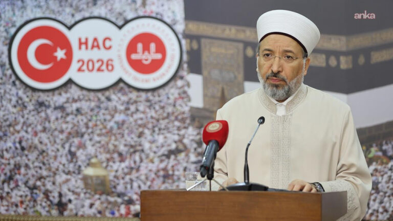 diyanet-isleri-baskani-arpagus-84-bin-942-vatandasimiz-kutsal-topraklarda-vYz2fOCQ