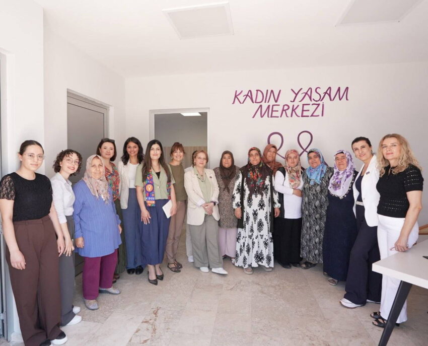 Tbb ve unfpa heyetinden denizli buyuksehire ziyaret 5Zcb5iv3